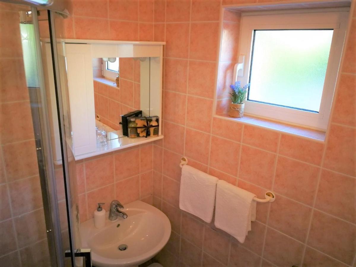 Apartments Bilic With Garden & Swimming Pool - 50M From The Beach Pjescana Uvala Dış mekan fotoğraf